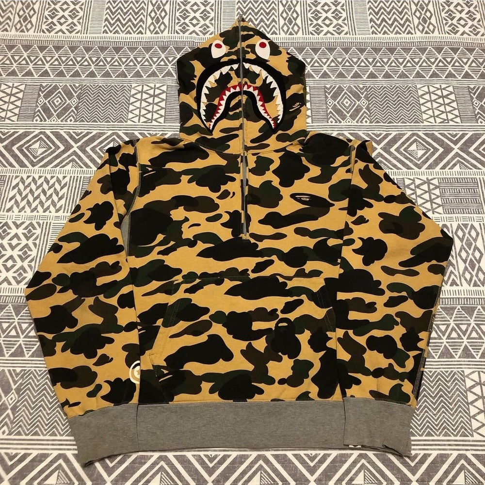 A Bathing Ape Bape 1st Camo Shark Half Zip Hoodie Size Large